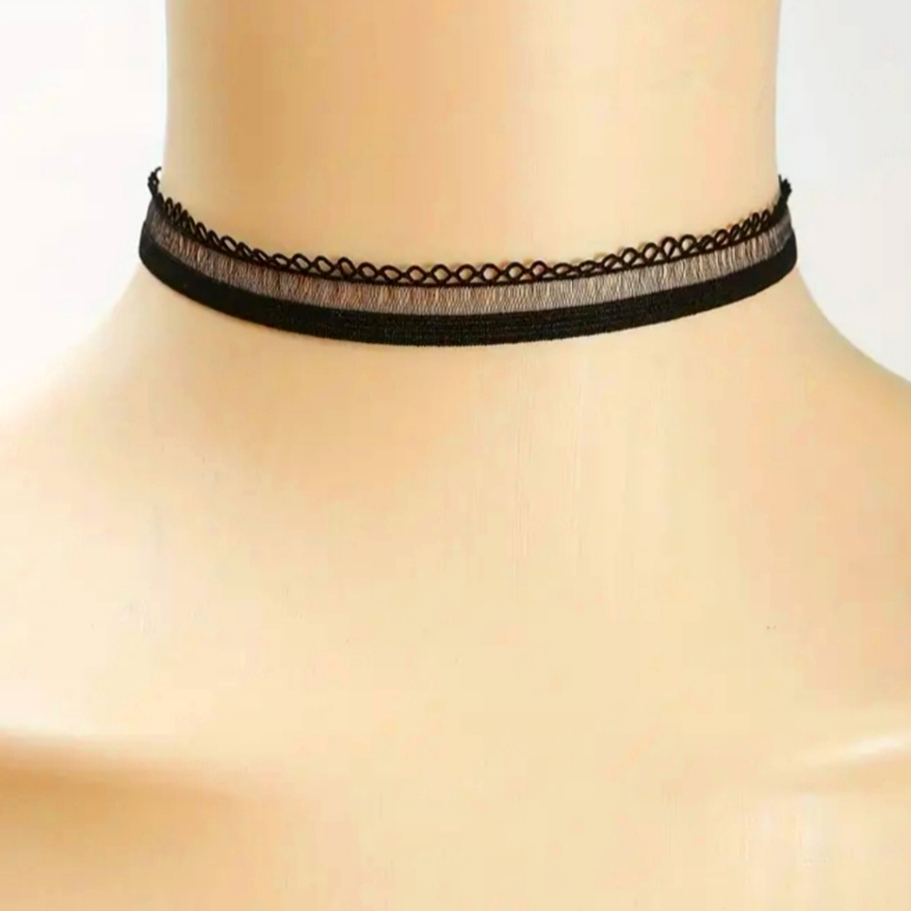 Choker necklace 🖤